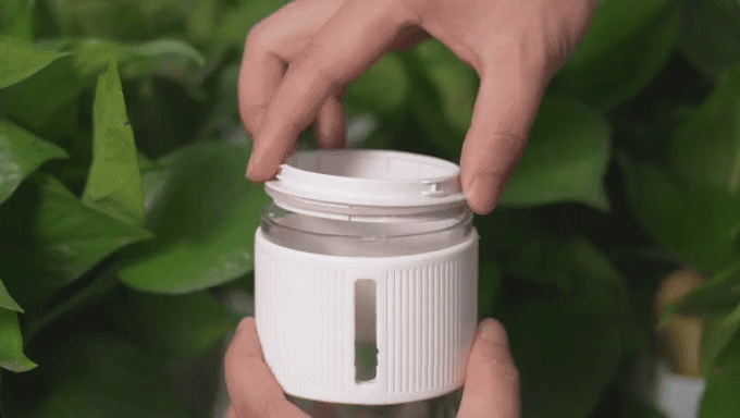 Animatie capac 2 in 1 espressor portabil LittleDomi pentru aparat si cana